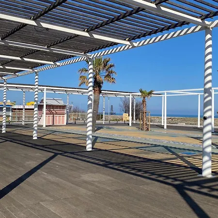 Climatise, Animaux Ok, Vue - 6 Pers. - Fr-1-798-64 Apartment *